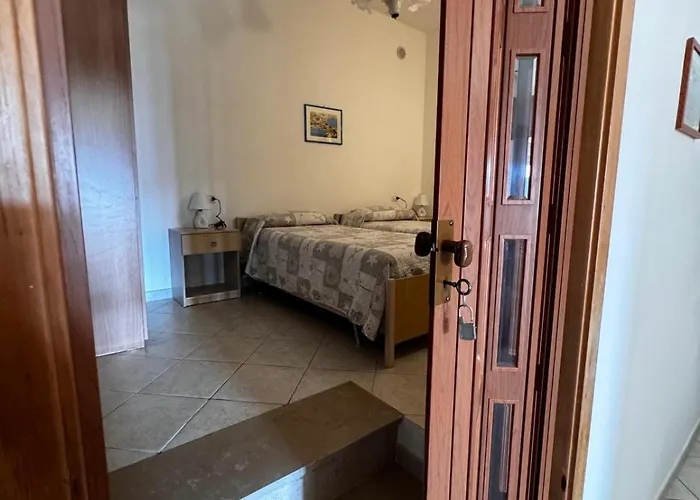 Conte Cavour Nocleg ze śniadaniem