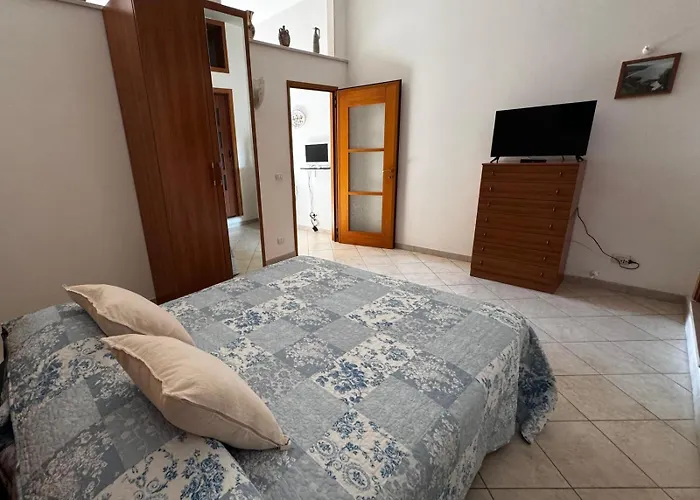 Nocleg ze śniadaniem Conte Cavour 3*