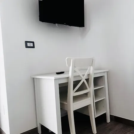 Nocleg ze śniadaniem Conte Cavour 3*