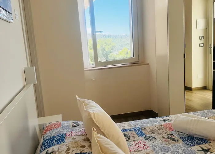 Conte Cavour לינה וארוחת בוקר פסקיצ'י